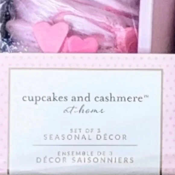 Cupcakes and Cashmere -Set of 3-Valentine Cupcakes ๐ง Seasonal Decor -NIB - Picture 6 of 12